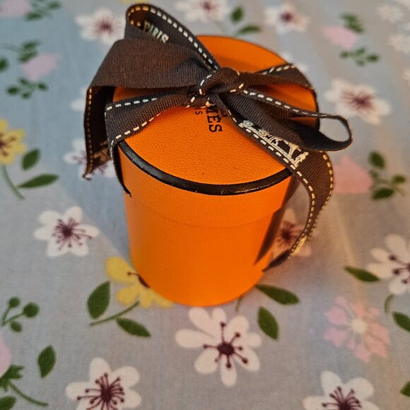 Hermes Twilly Scarf - Picture 1 of 5